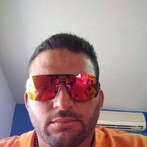 Meet your Posher, Ciro angel